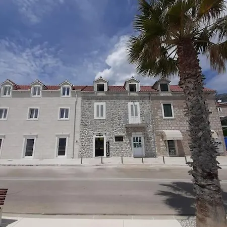 Apartment Lucy Seafront