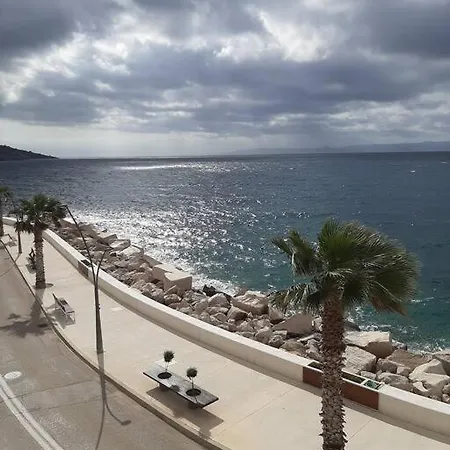 Apartment Lucy Seafront