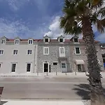 Apartamento Lucy Seafront